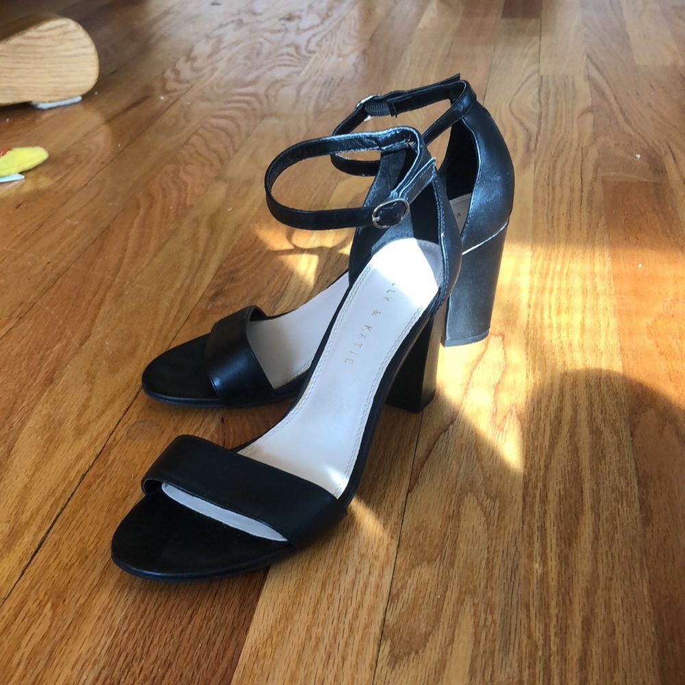 Staple Chunky Black Heels